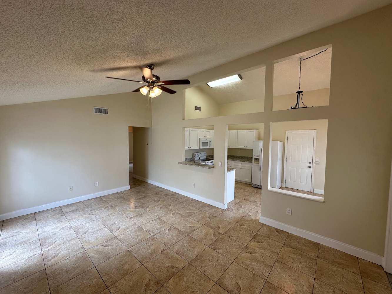1309 Savoyard Way photo 4