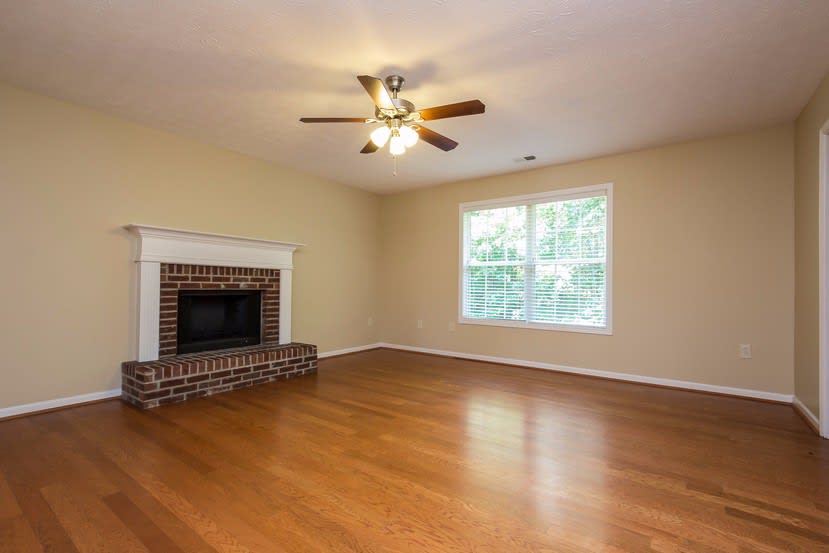 1311 Webb Farm Ln photo 4