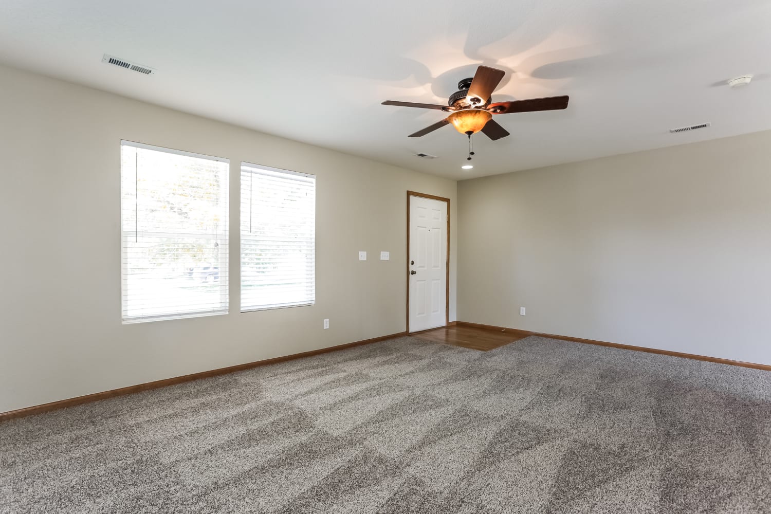 1320 Bluebird St photo 2