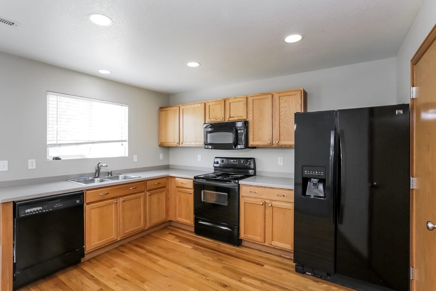 1320 Bluebird St photo 5