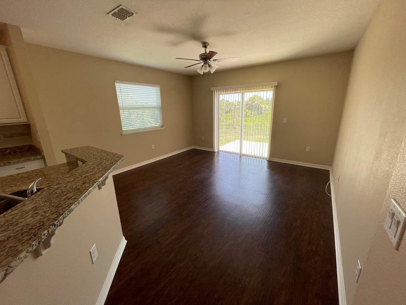 13433 Warba Ave photo 4