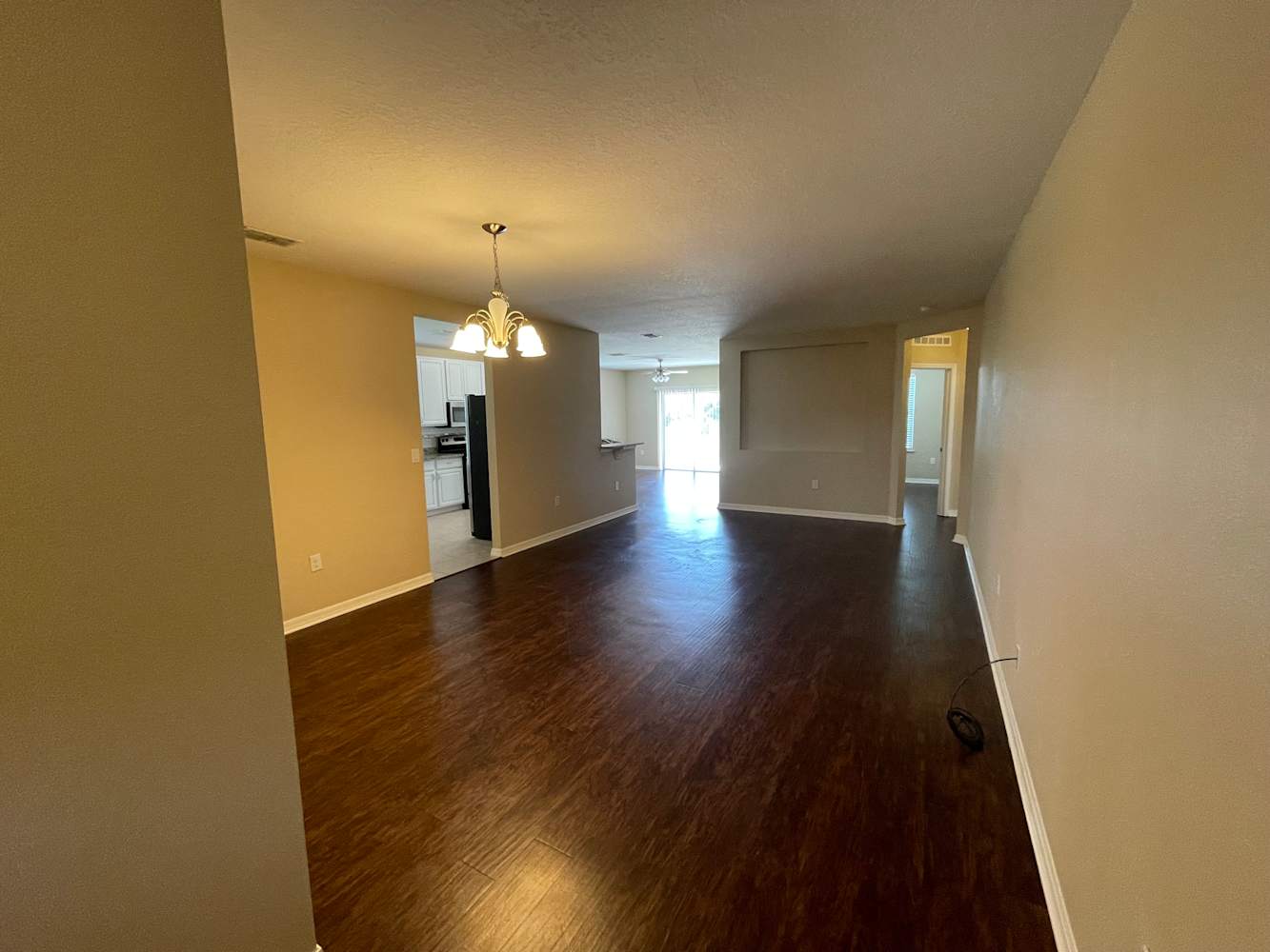 13433 Warba Ave photo 2
