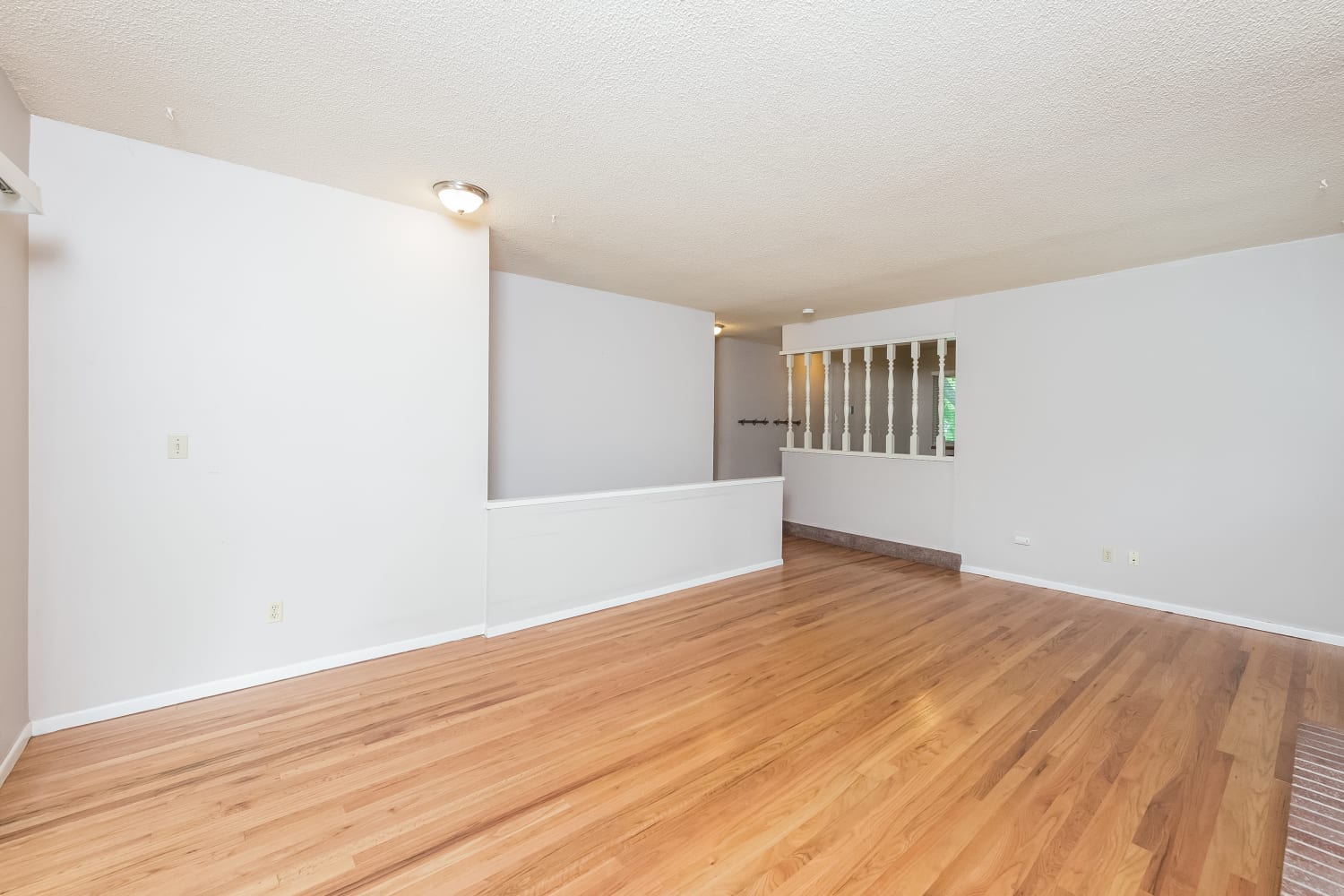 13482 E Dakota Ave photo 4