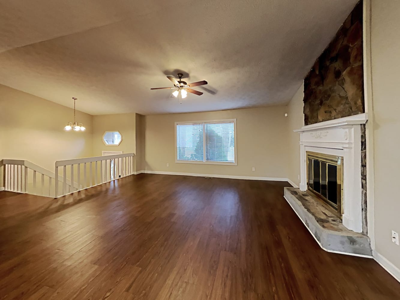1400 Glynn Oaks Dr SW photo 4