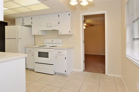 5308 Angeles Ave photo 4