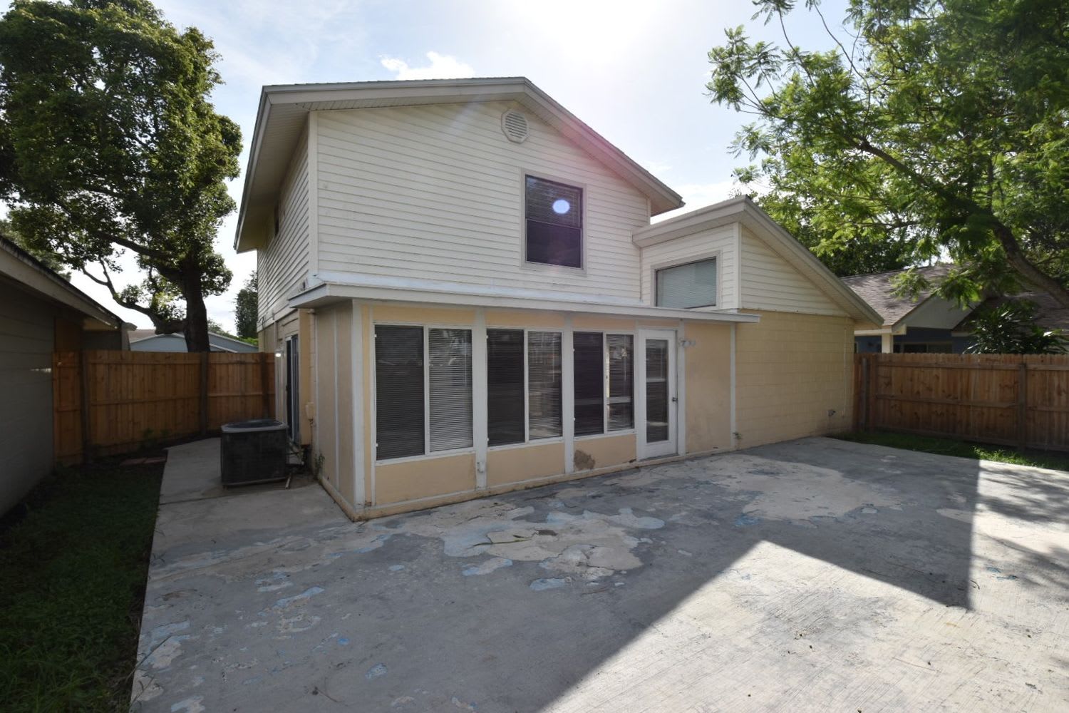10507 Chadbourne Dr photo 5