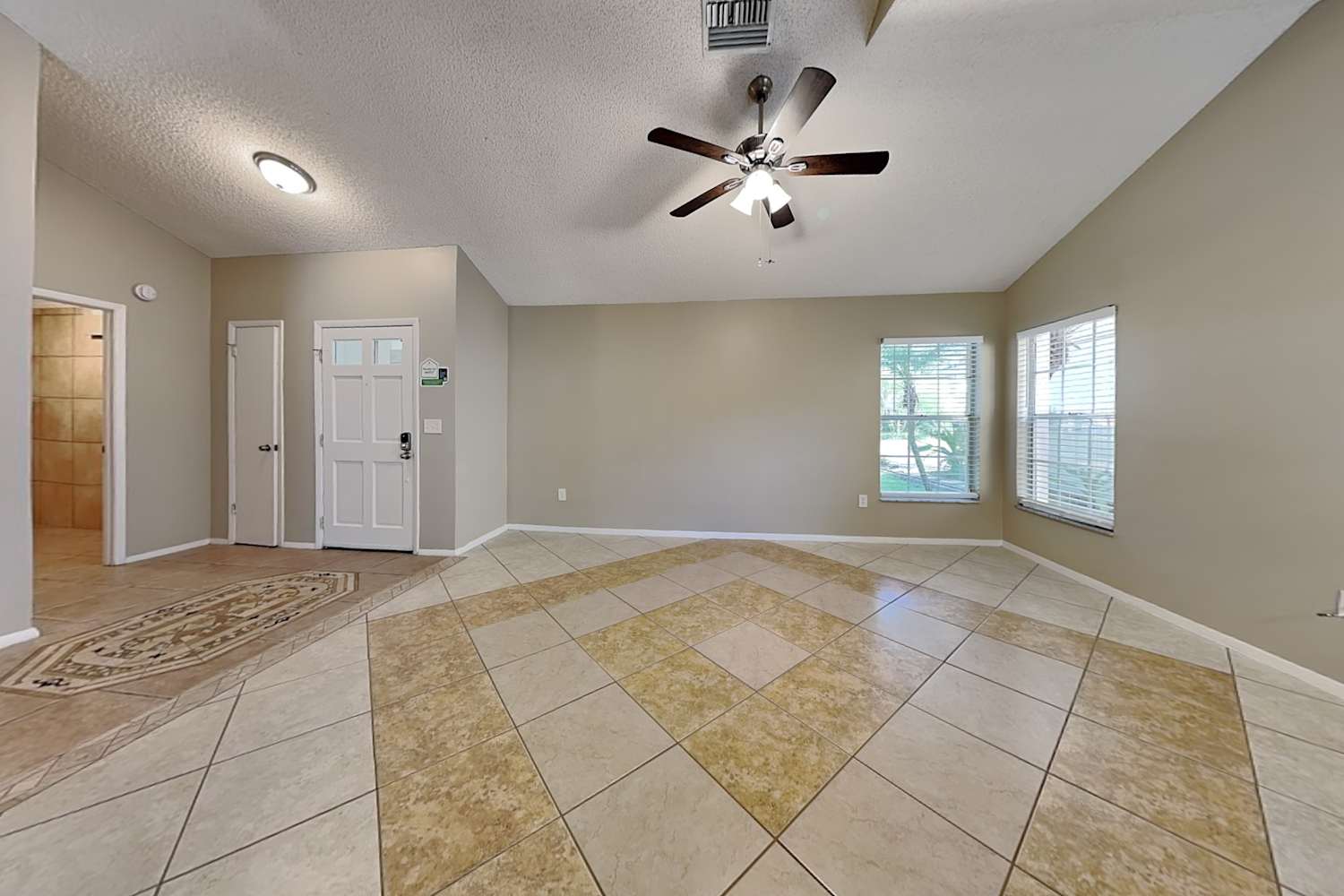 1410 High Knoll Dr photo 5