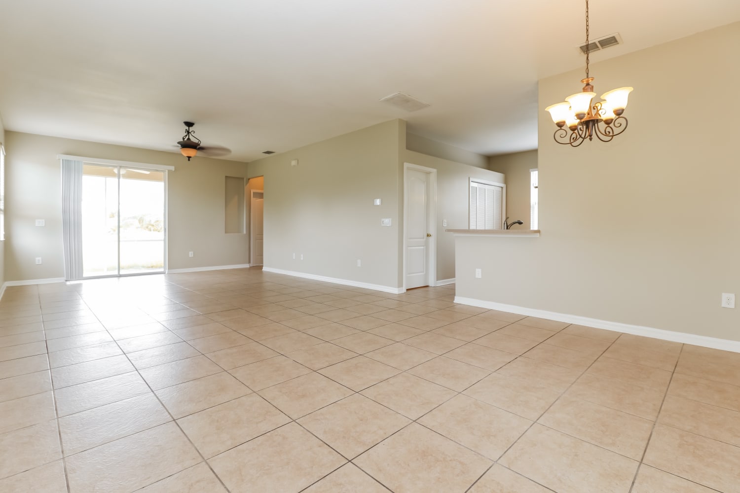 7232 53rd Pl E photo 3