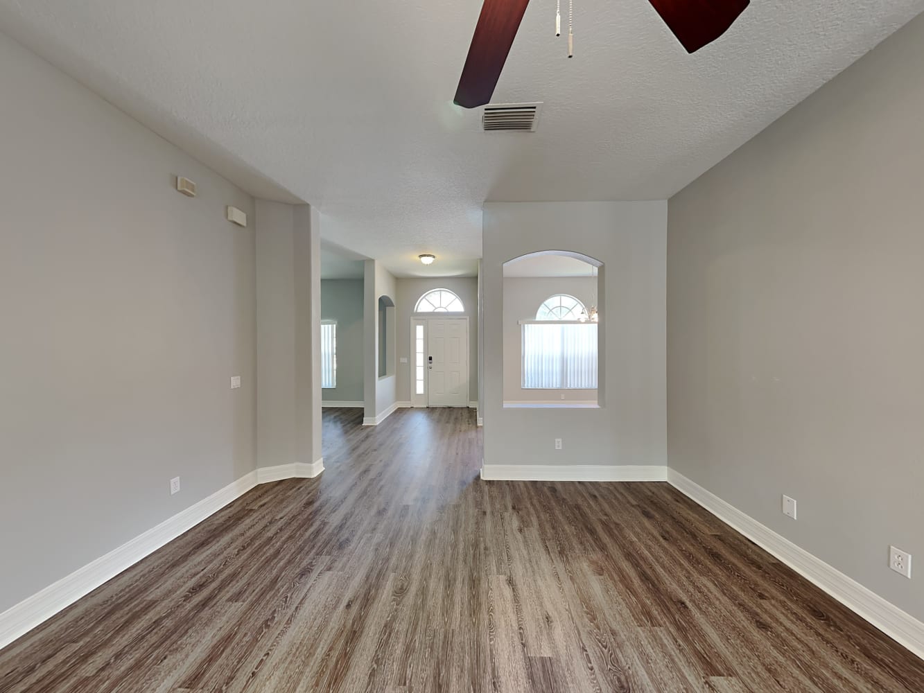 8601 Herons Cove Pl photo 3