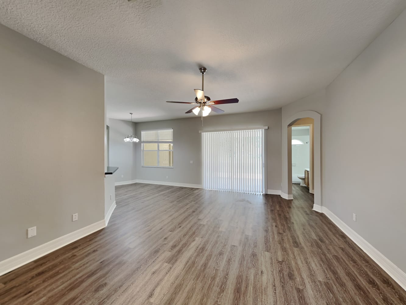 8601 Herons Cove Pl photo 4