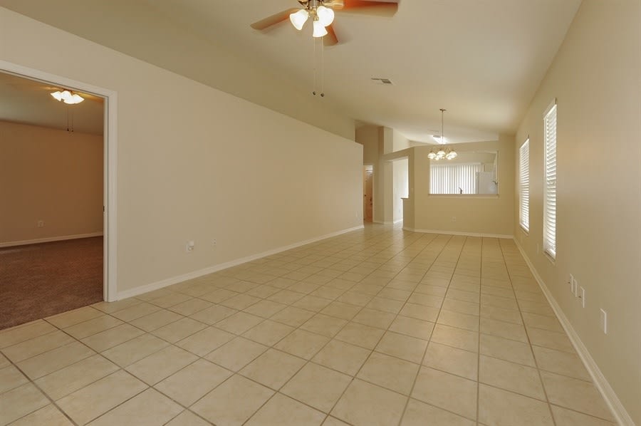 5716 Tanagerlake Rd photo 5
