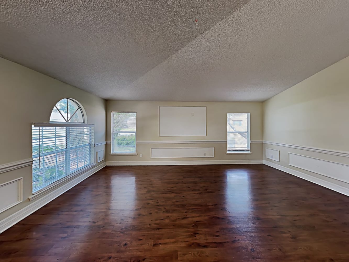 24119 Painter Dr photo 3