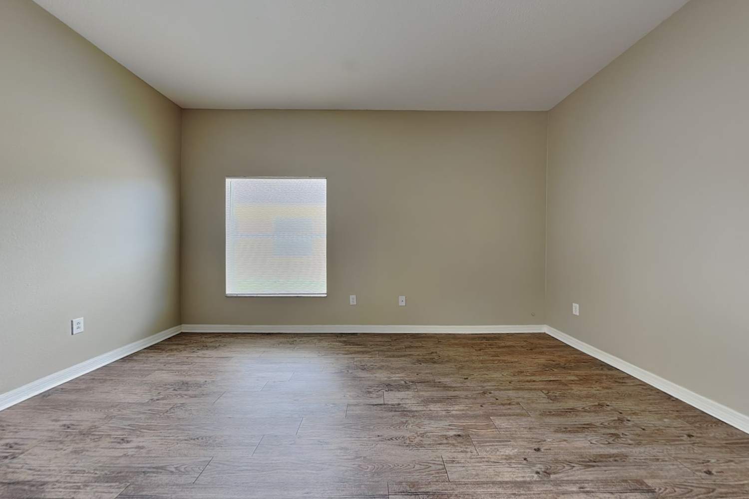 1401 Gallberry Ct photo 5