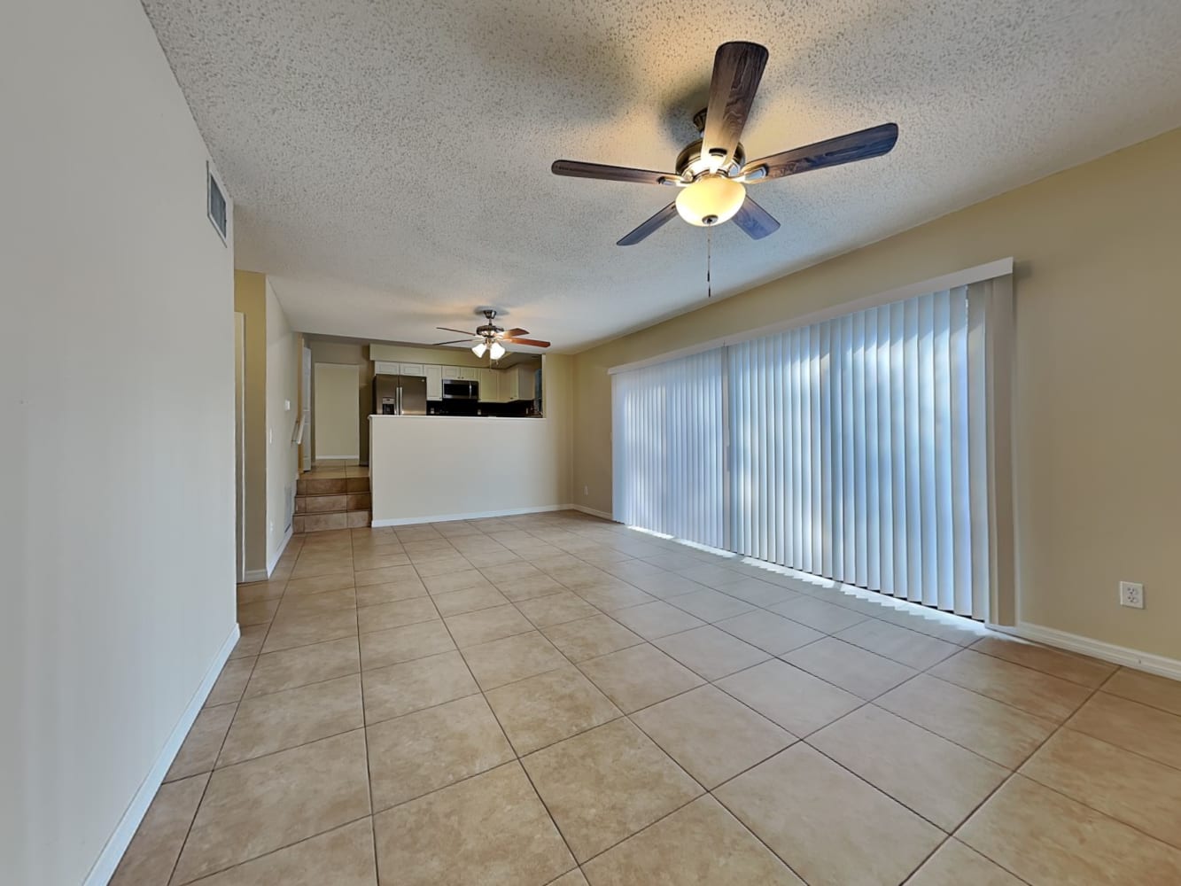 15707 Gardenside Ln photo 5