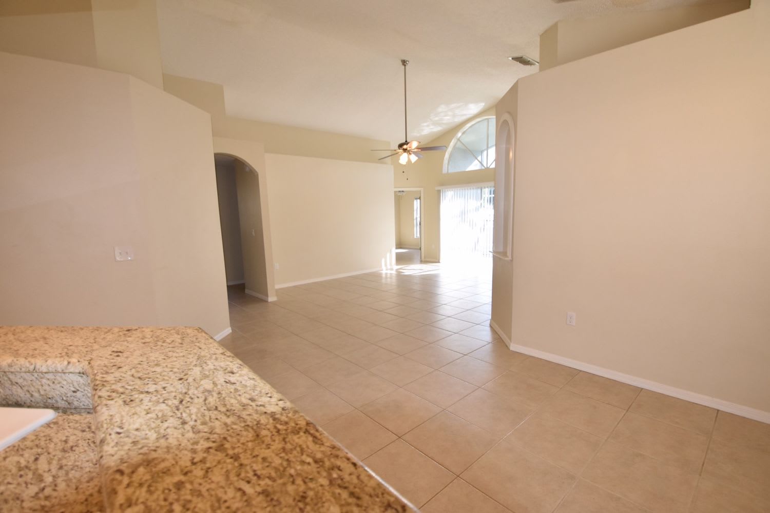 549 Lancer Oak Dr photo 4