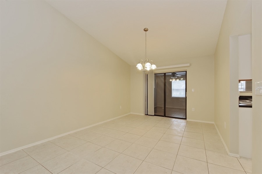 540 Still Meadows Cir W photo 4