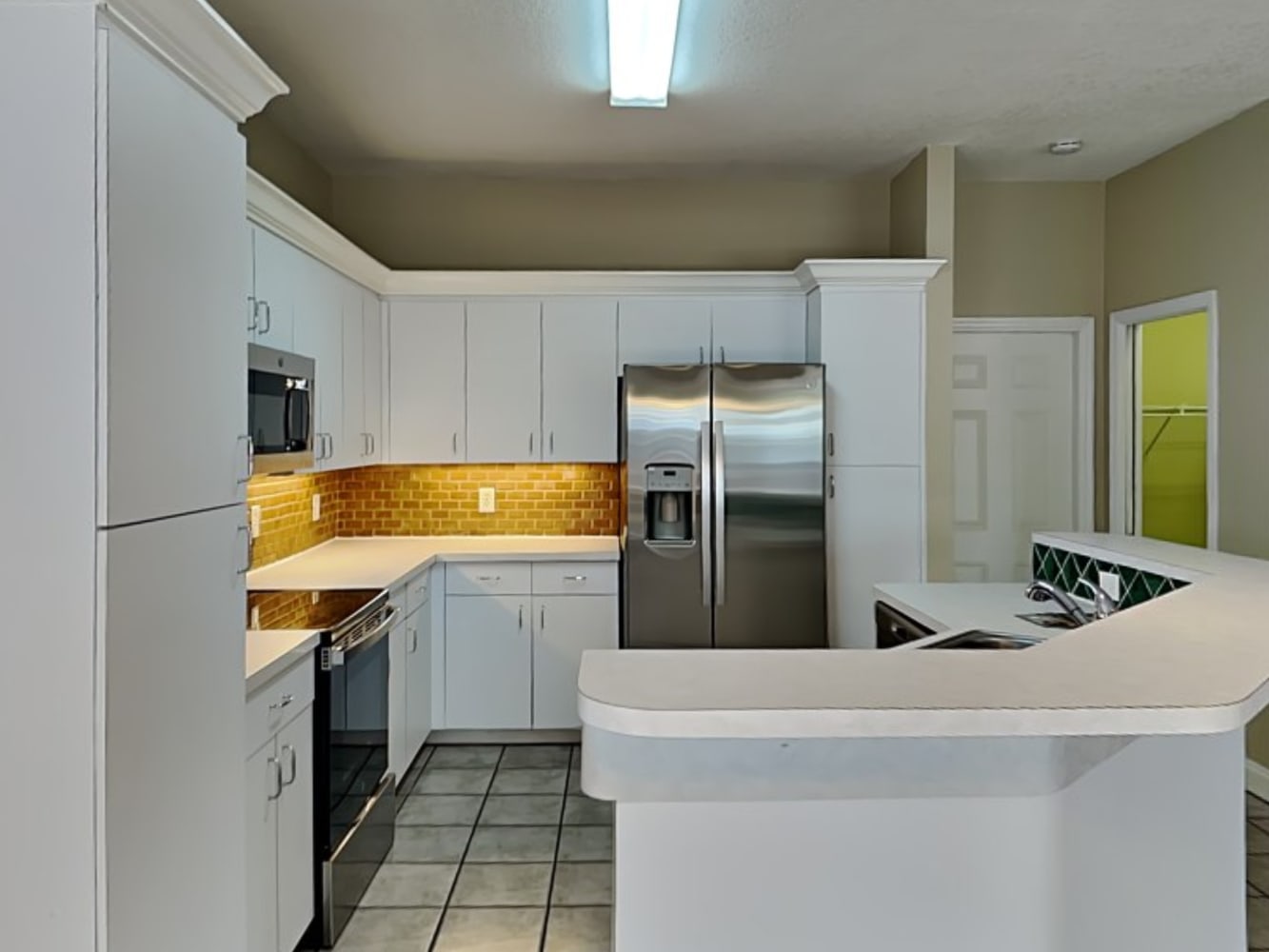 1111 Pattison Ave photo 4