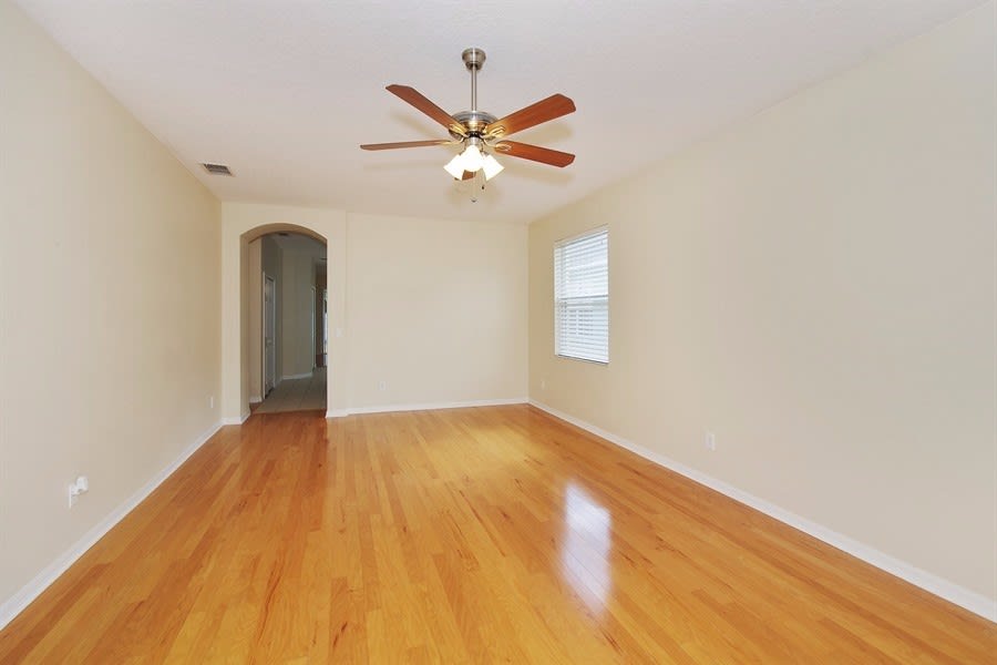 5319 Santa Ana Dr photo 2