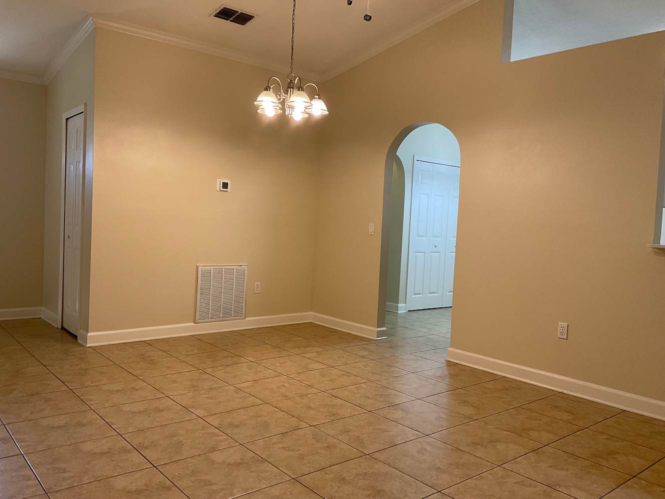 10032 Tikimber Ln photo 3