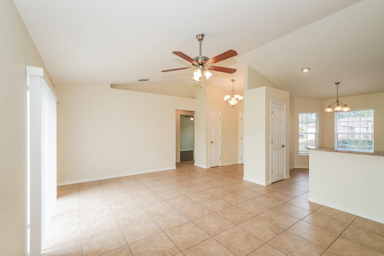 7984 Princeton Manor Cir photo 3