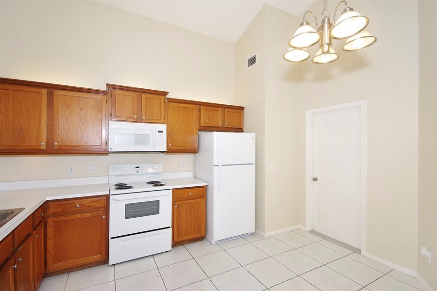 914 River Cove Ave photo 4