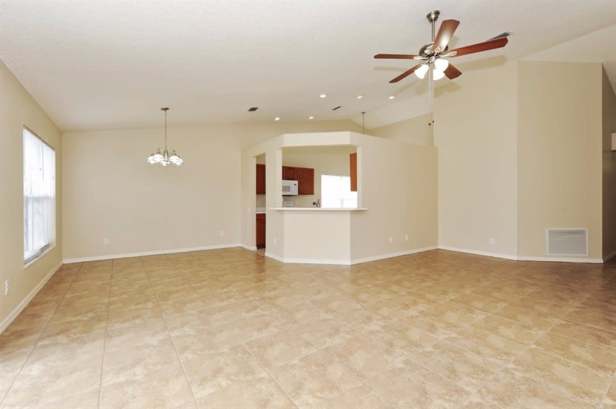 9403 Posen Pl photo 4