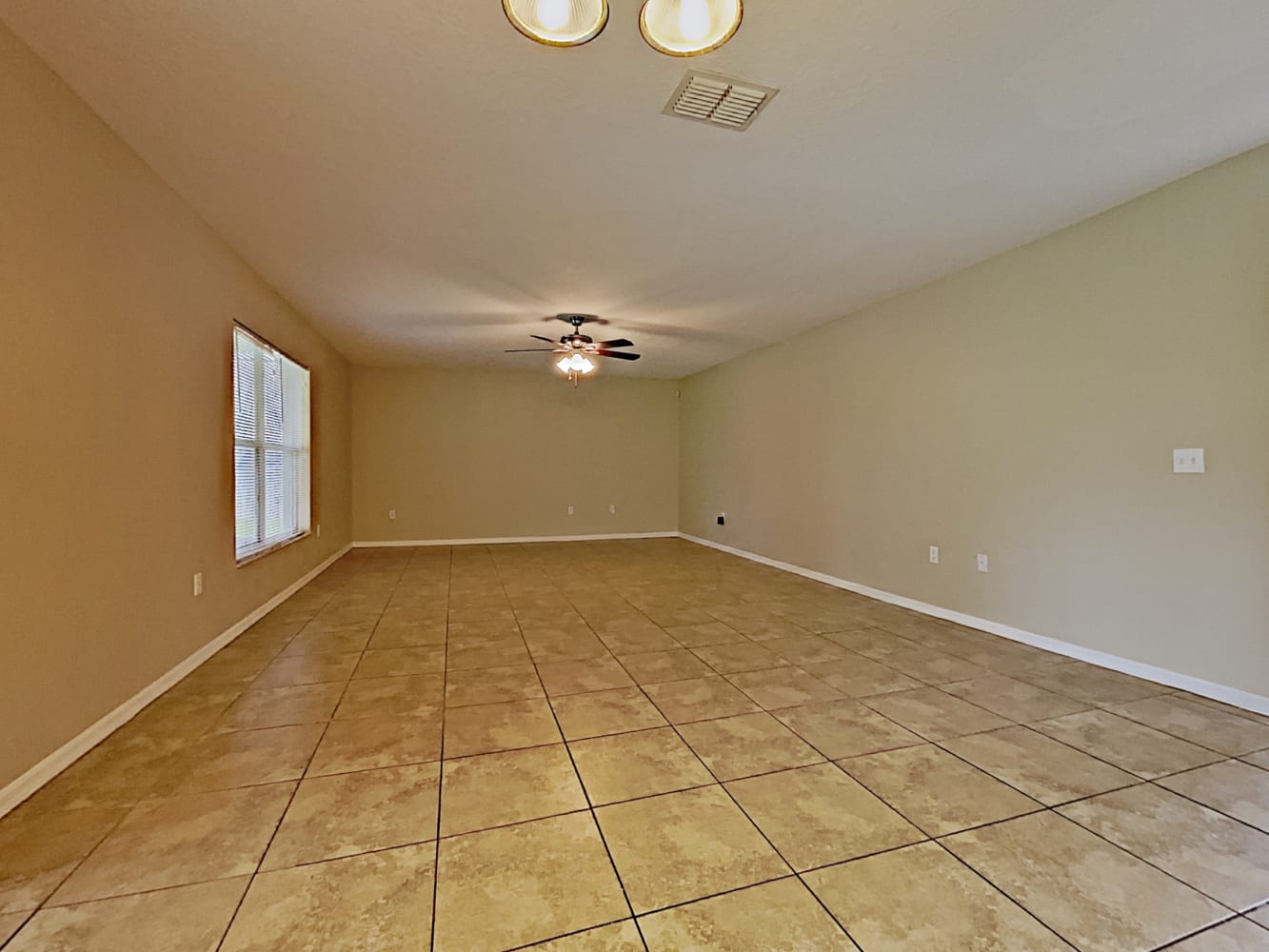 2390 Anacostia Ave photo 5