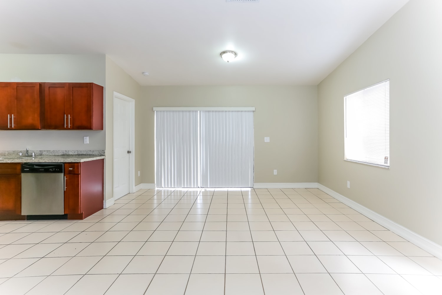 14971 SW 92nd Ter photo 4