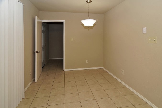 1534 Coffeyville Trl photo 5