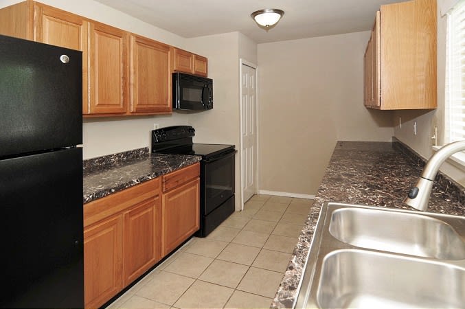 1534 Coffeyville Trl photo 4