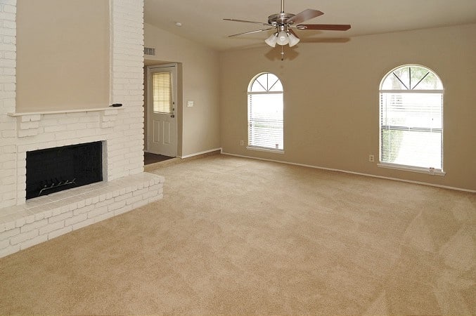 1534 Coffeyville Trl photo 2