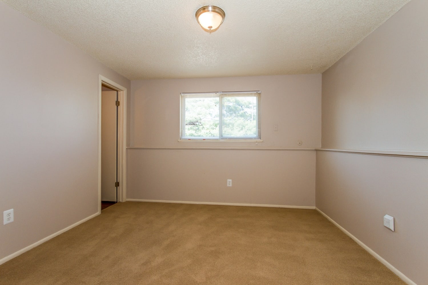 15871 E Linvale Ave photo 5