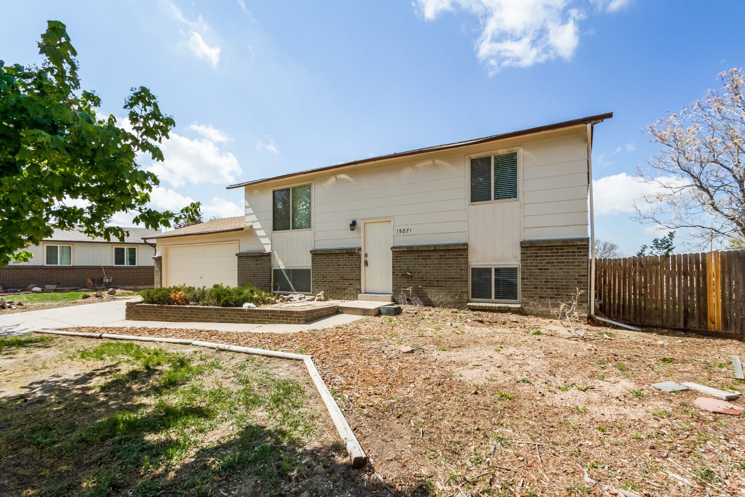 15871 E Linvale Ave photo 2