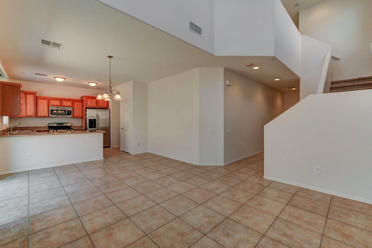 9018 Castledowns St photo 2