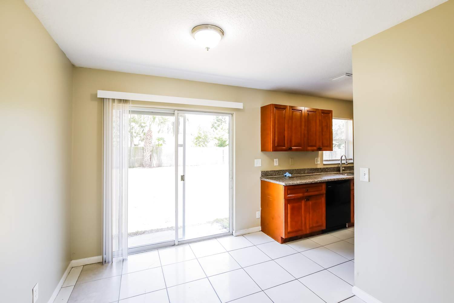 1672 W Breezy Ln photo 4