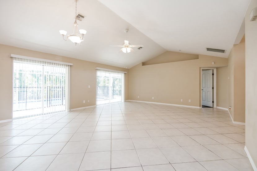17081 Caloosa Trace Cir photo 4