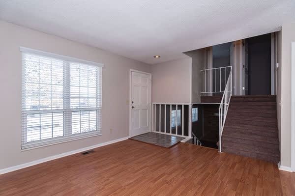 17430 E Gunnison Pl photo 2