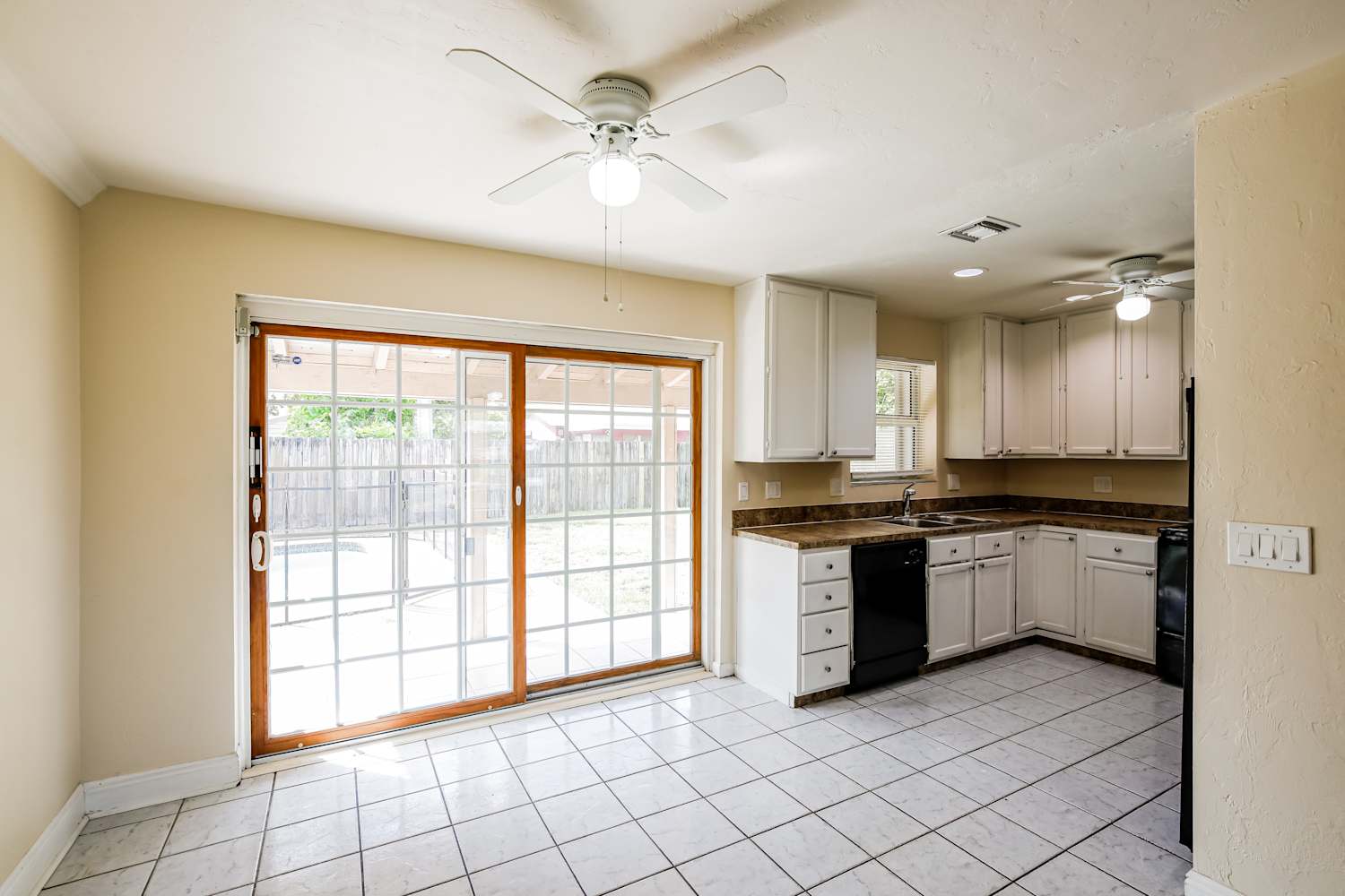 1755 SW 37th Way photo 5