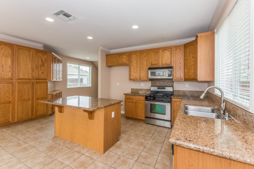 1764 Dover Cir photo 5