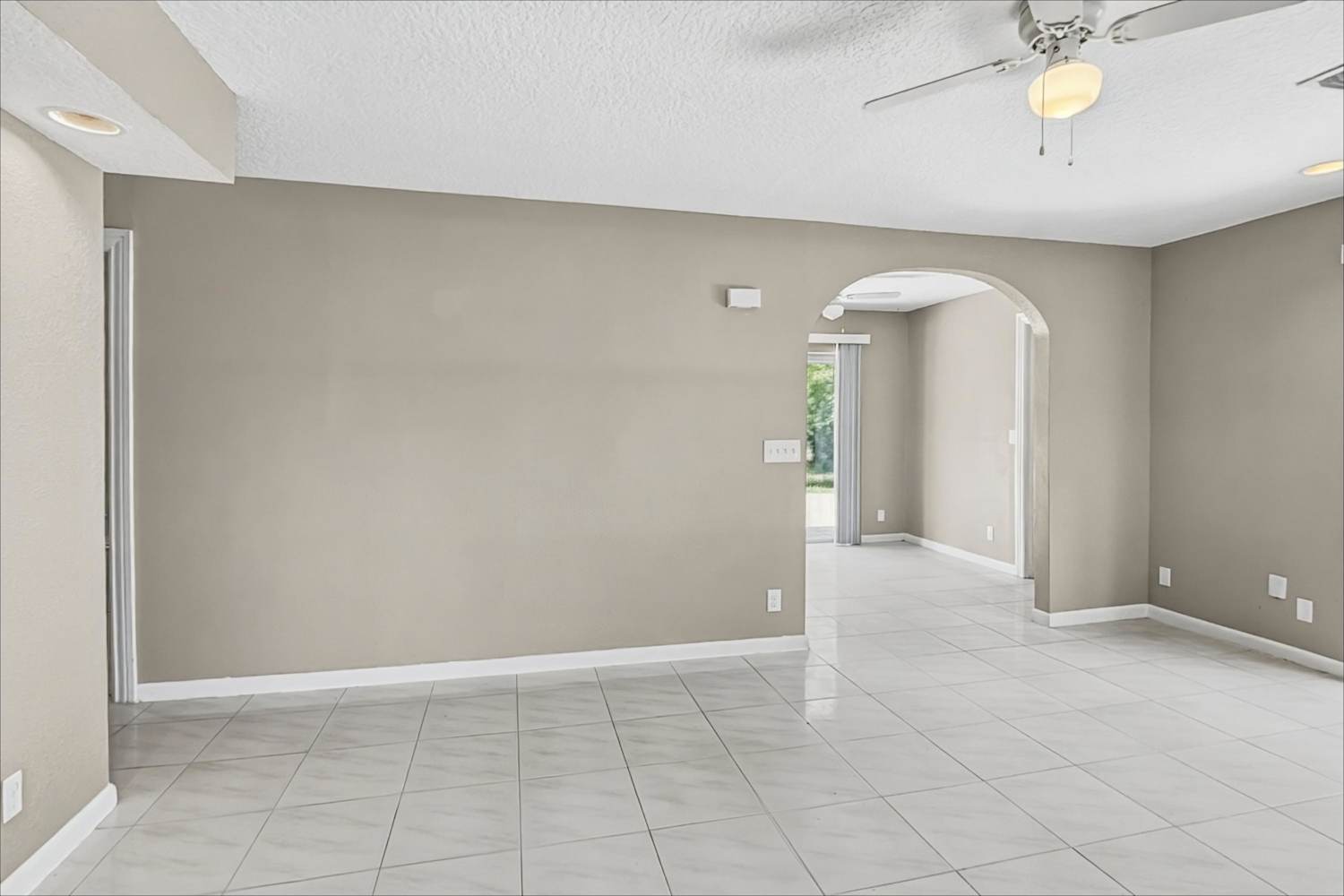 17925 38th Rd N photo 4