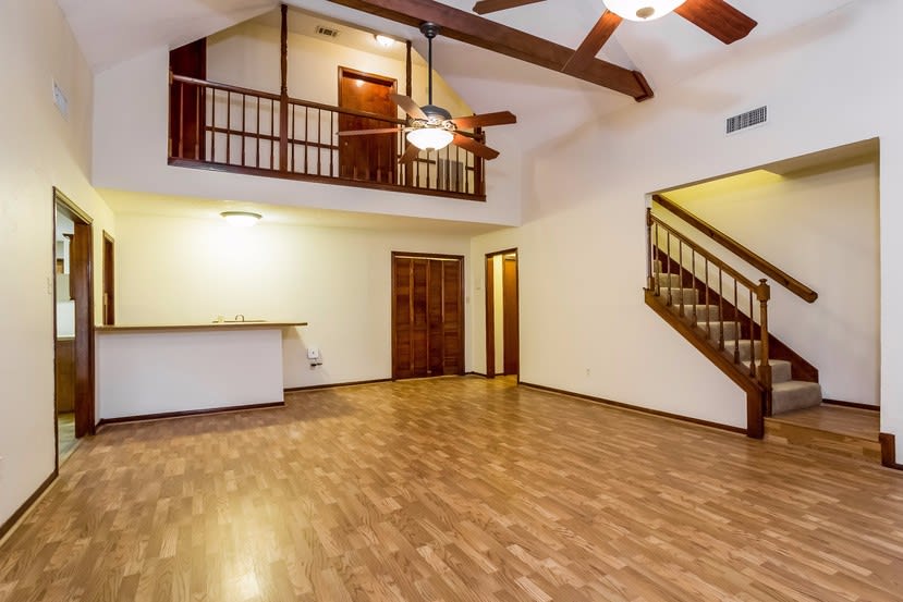 18015 Tall Cypress Dr photo 4