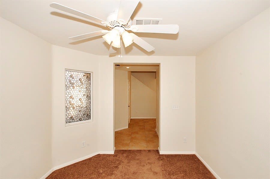5961 Mahogany Mountain Dr photo 2