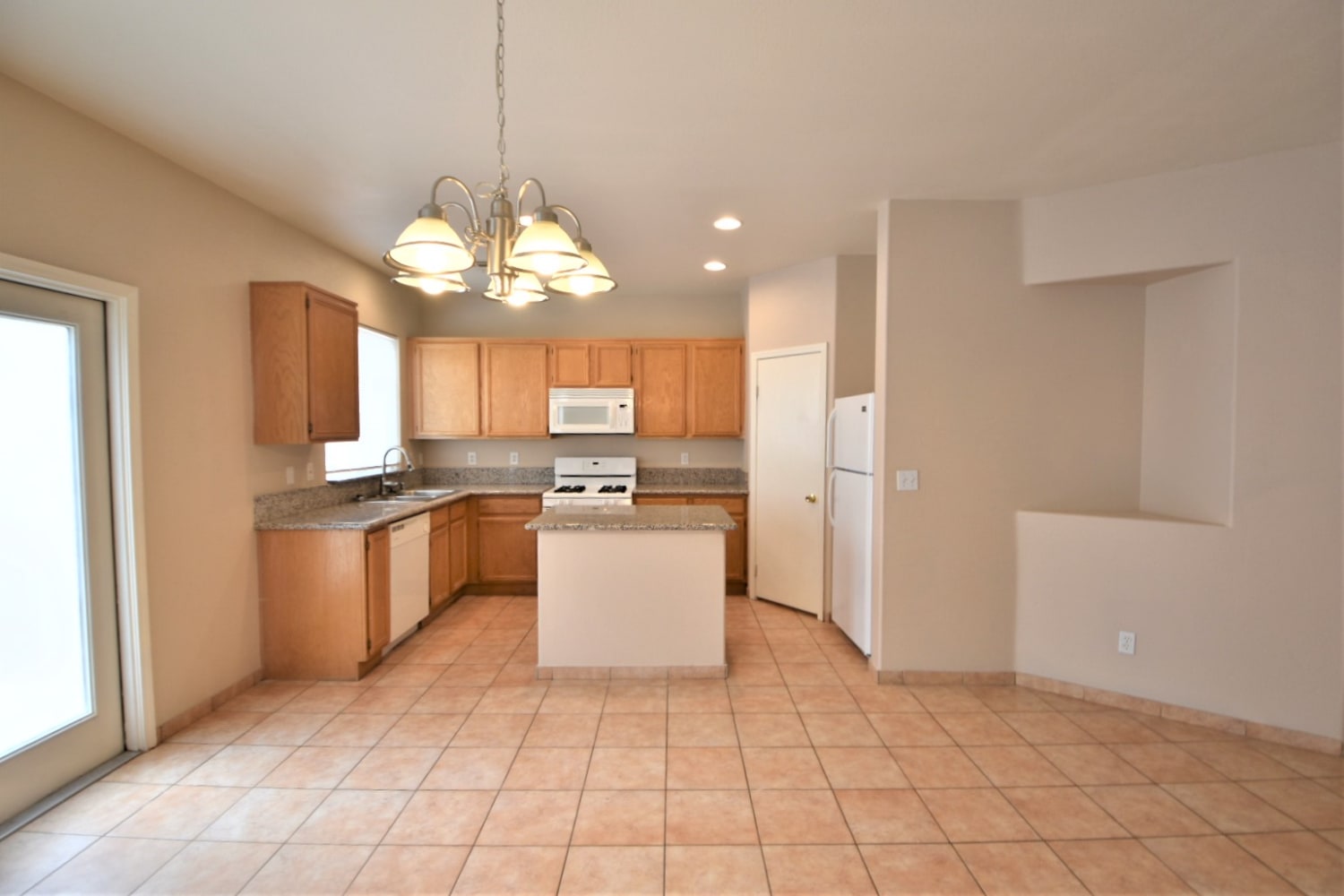 641 Painted Opus Pl photo 4