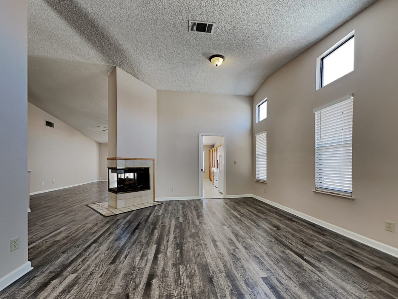 3121 Autumn Leaf Ct photo 5