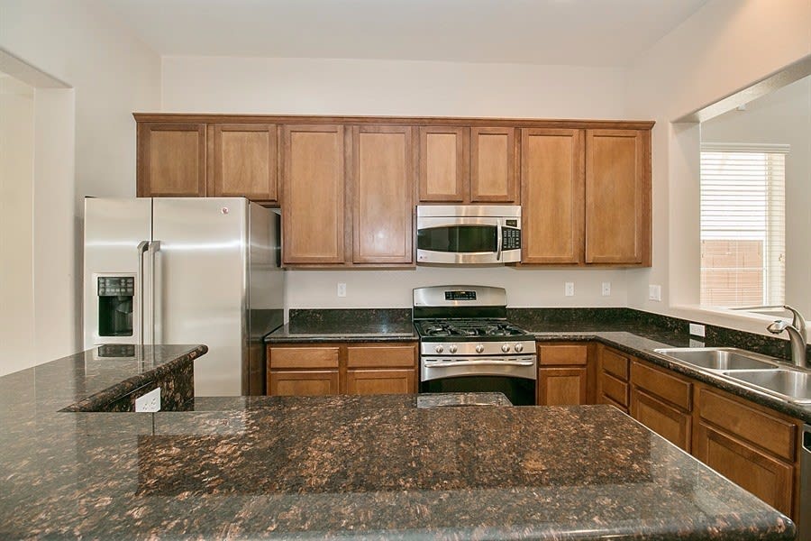 6557 Grand Concourse St photo 4