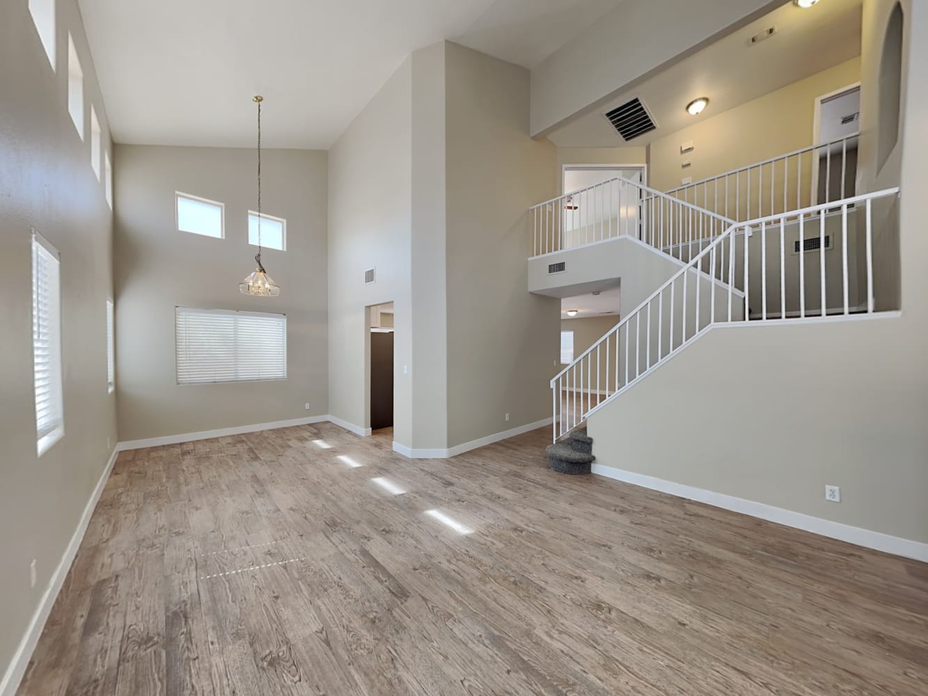 6701 Snake River Ave photo 4