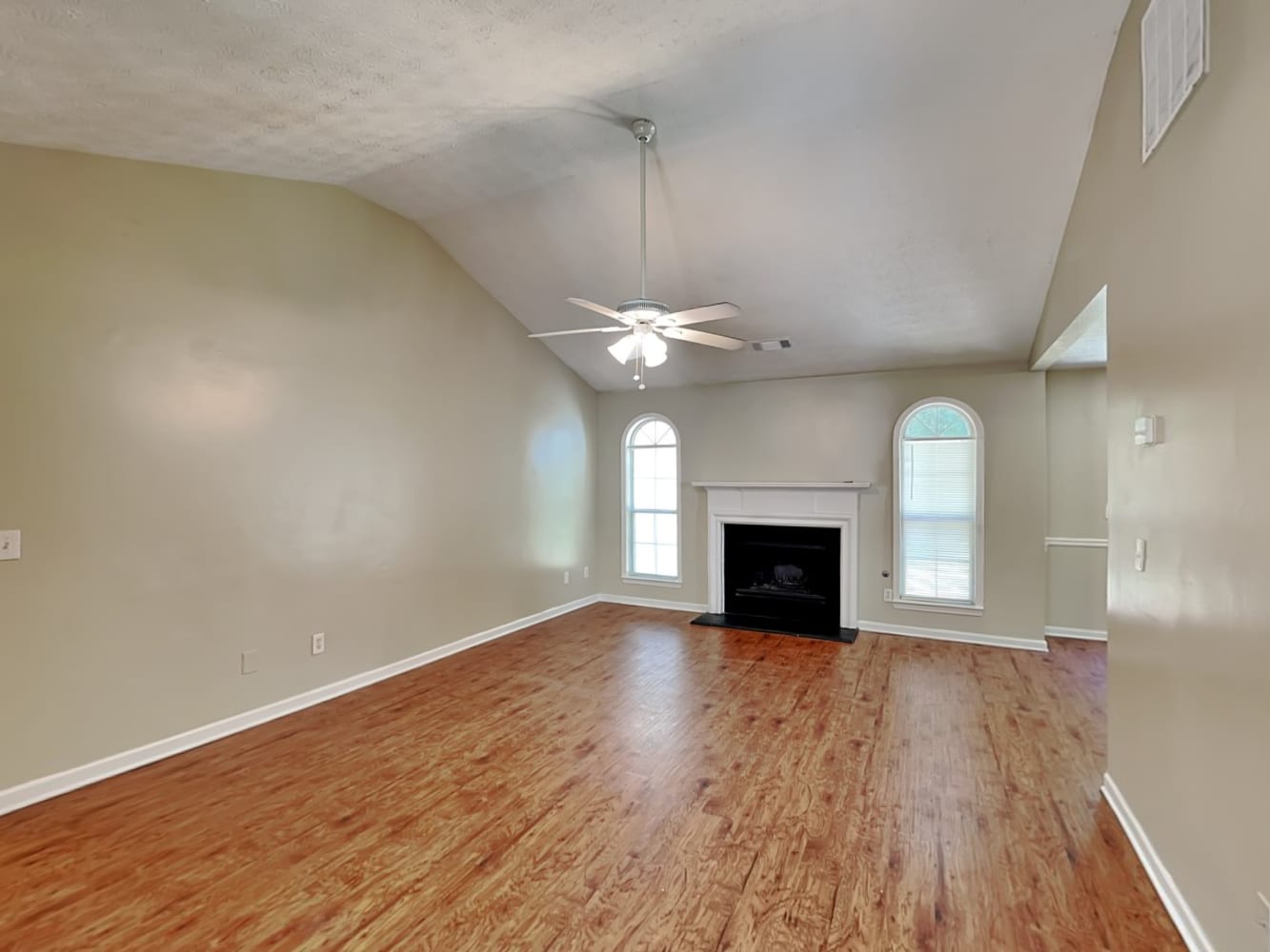 202 Misty Ridge Trl photo 4