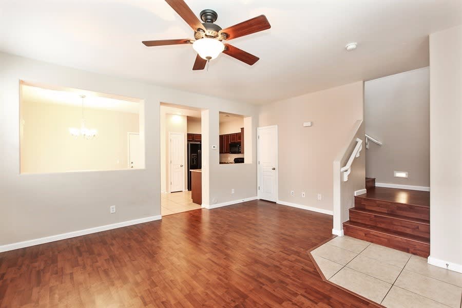 3915 S Napa Ln photo 3