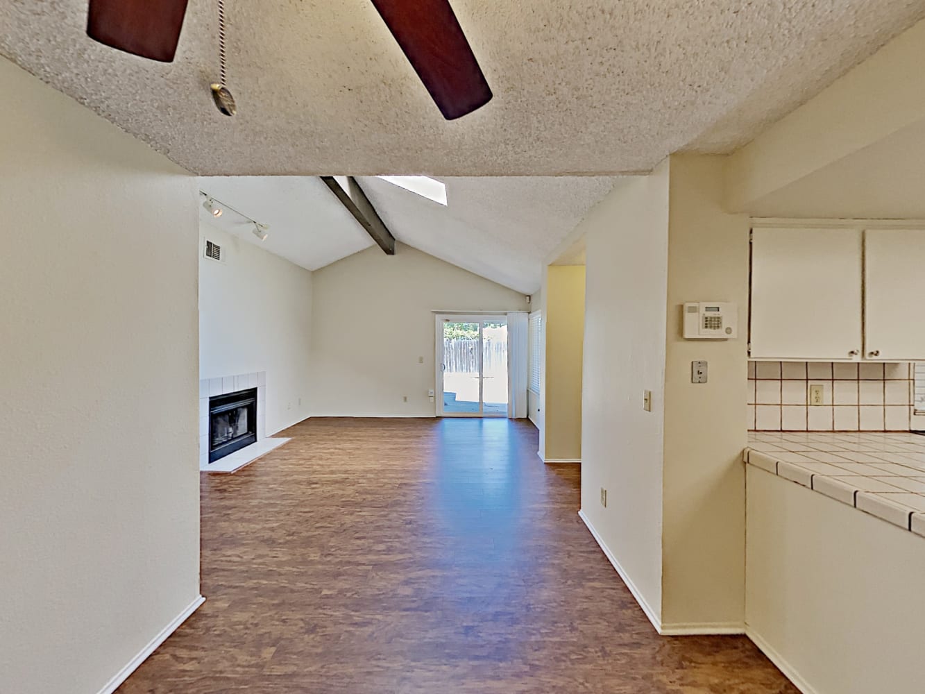 101 Cedar Rock Cir photo 4