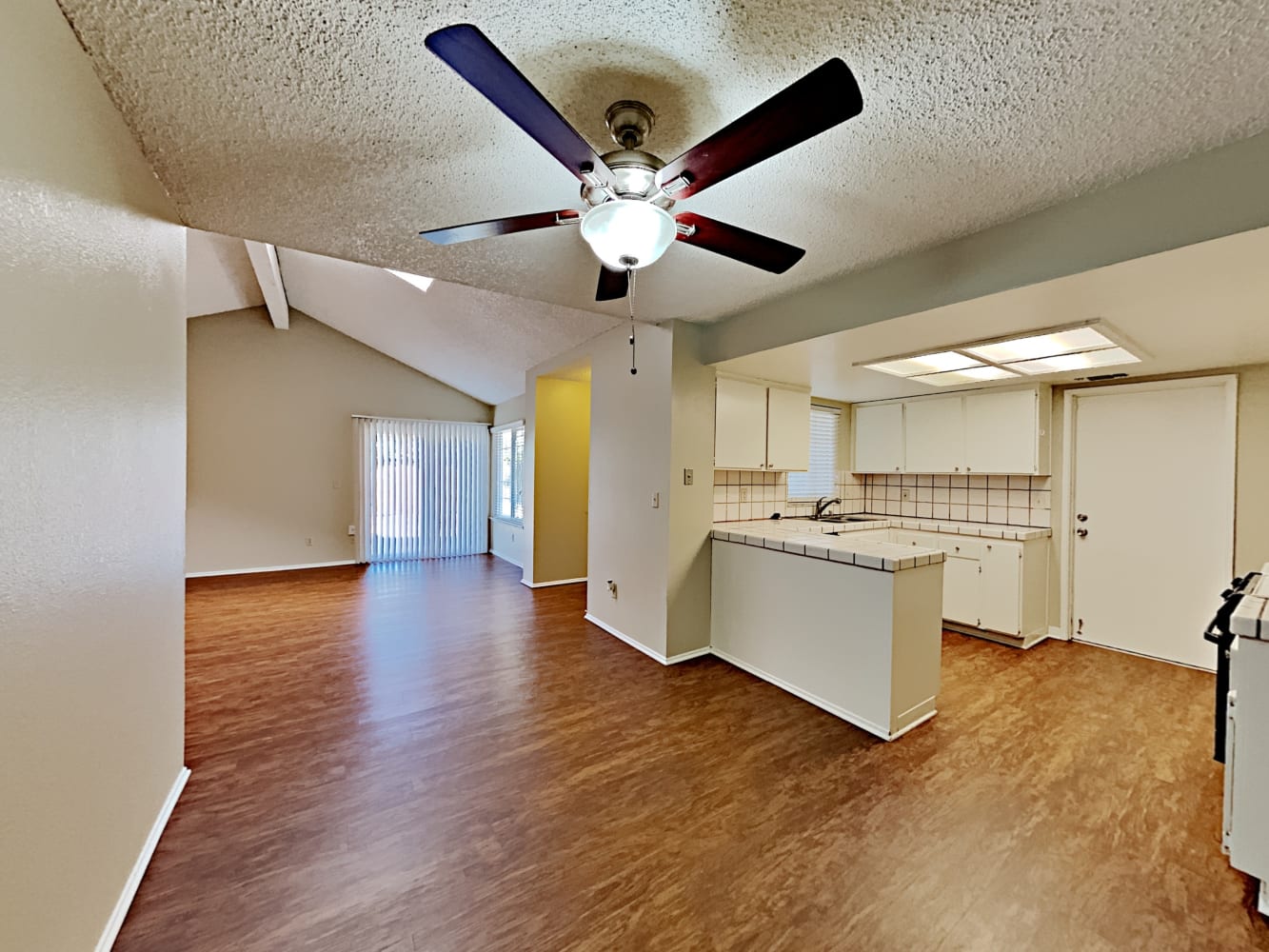 101 Cedar Rock Cir photo 5